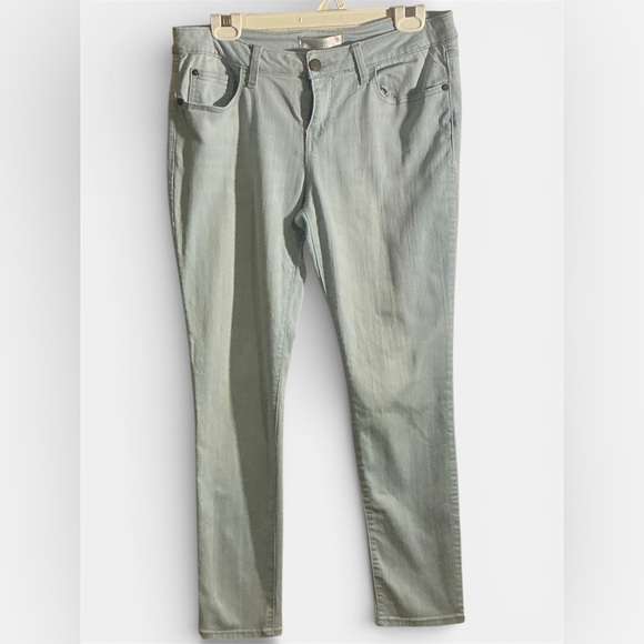 No Boundaries Denim - No Boundaries Light Wash Jeans